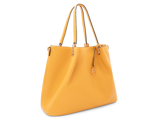 Product & Photography Retouching – After example: Leather Bag Retouching
