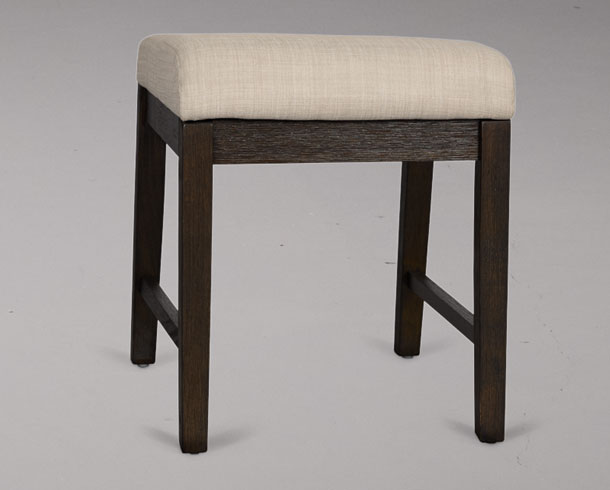 Shadow & Reflection Creation – before example: Furniture Drop Shadow